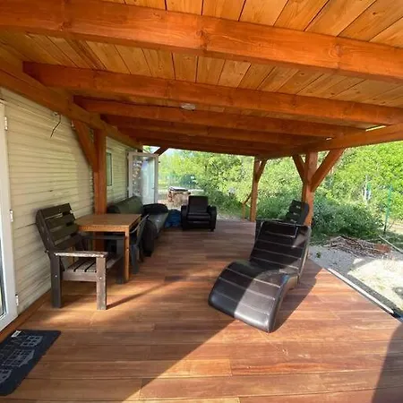 Retro House In Nature Samorin Exterior photo